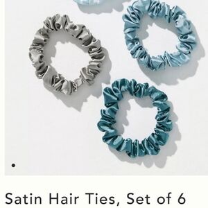 Anthropologie Bundle Of 2 Satin Hair ties NWT